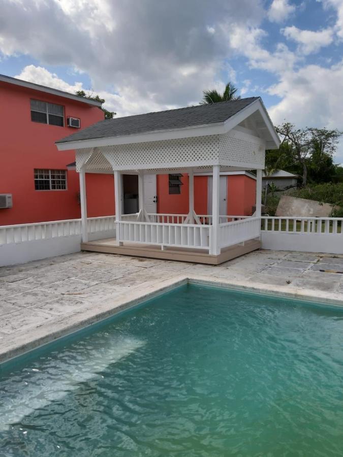 Tropical Hideaway Leilighet Nassau Eksteriør bilde